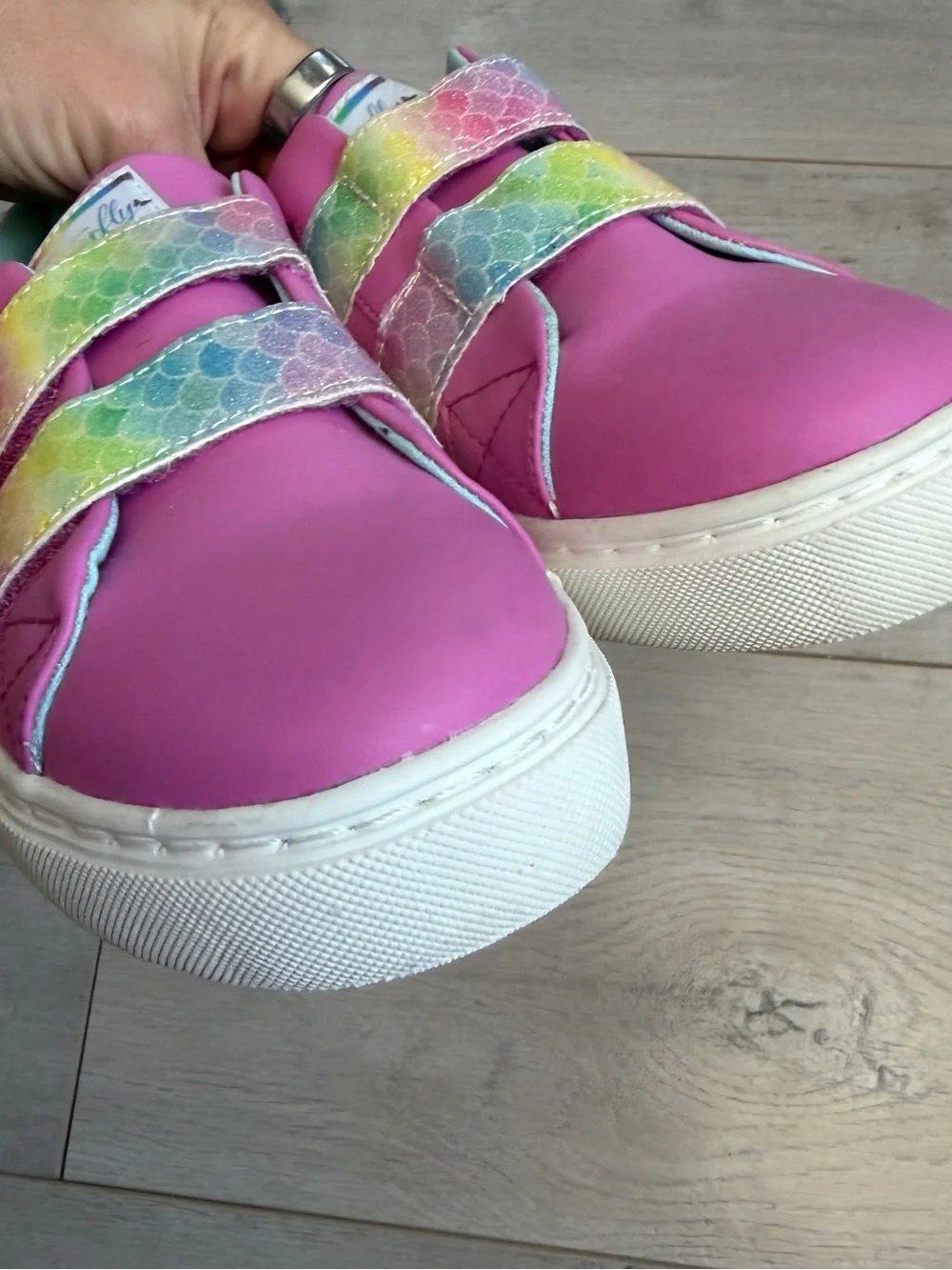 Butterfly Girls' Pink Sneakers with Rainbow Strap and Side Stripe